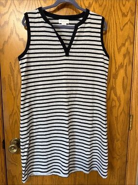 Liz Claiborne Black & White Striped Sleeveless V-Neck Midi Dress
